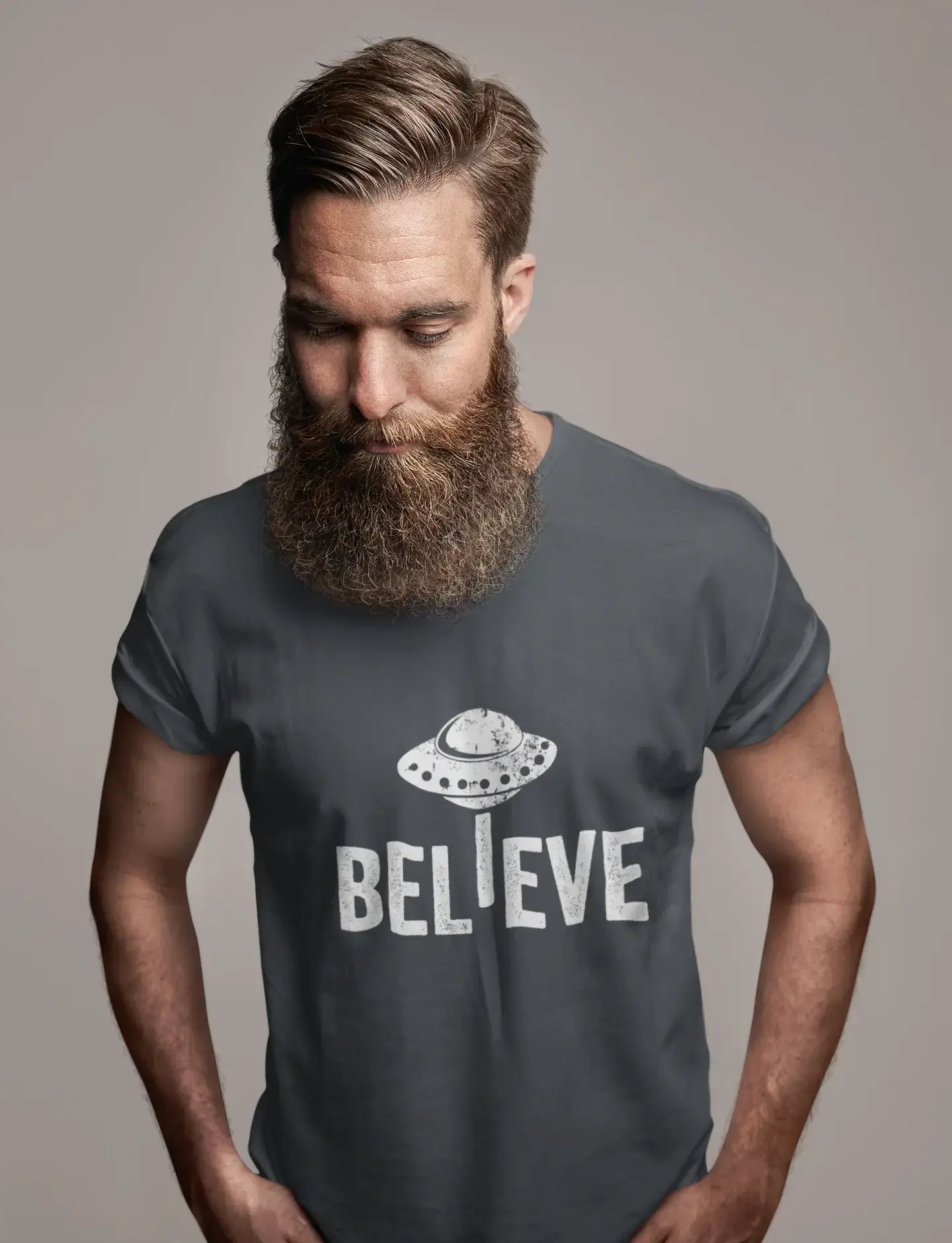 ULTRABASIC - Graphic Men's Believe UFO Alien T-Shirt Funny Casual Letter Print Tee Military Green