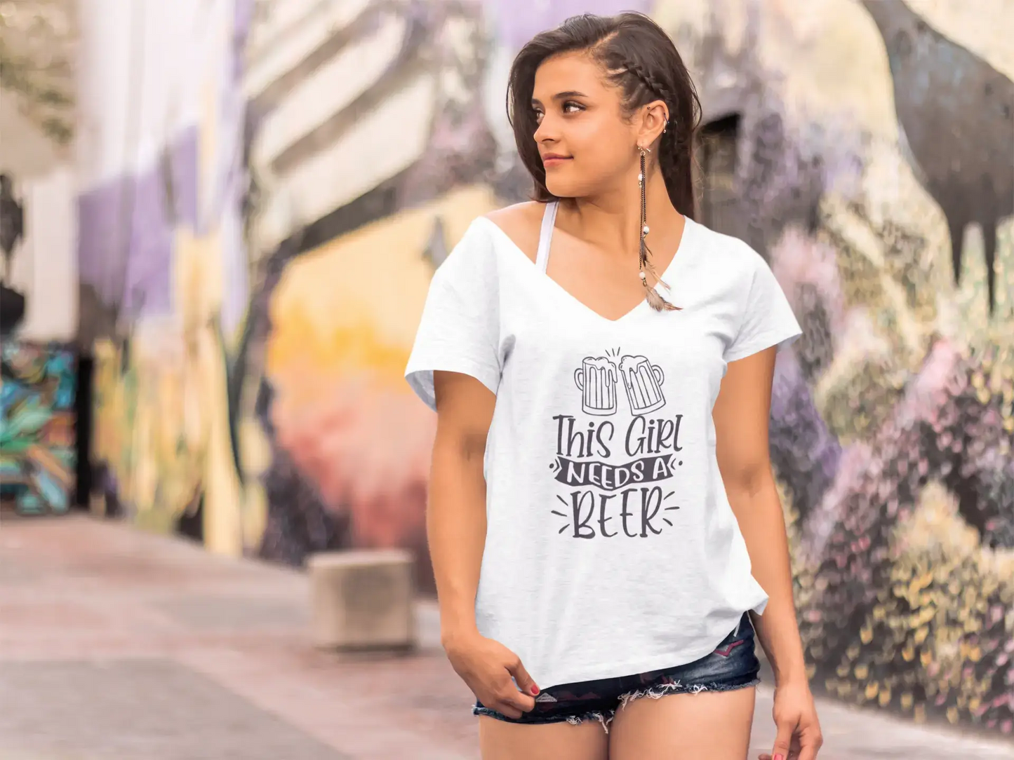 T-Shirt femme ULTRABASIC cette fille a besoin d'une bière-T-Shirt drôle à manches courtes