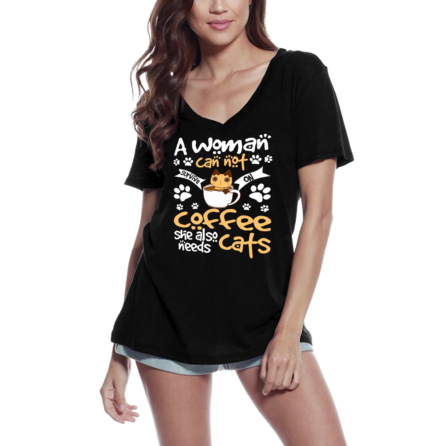 ULTRABASIC Damen-T-Shirt „A Woman Can Not Survive on Coffee Alone She Needs Cats“ – Lustiges Kätzchen-Shirt für Katzenliebhaber