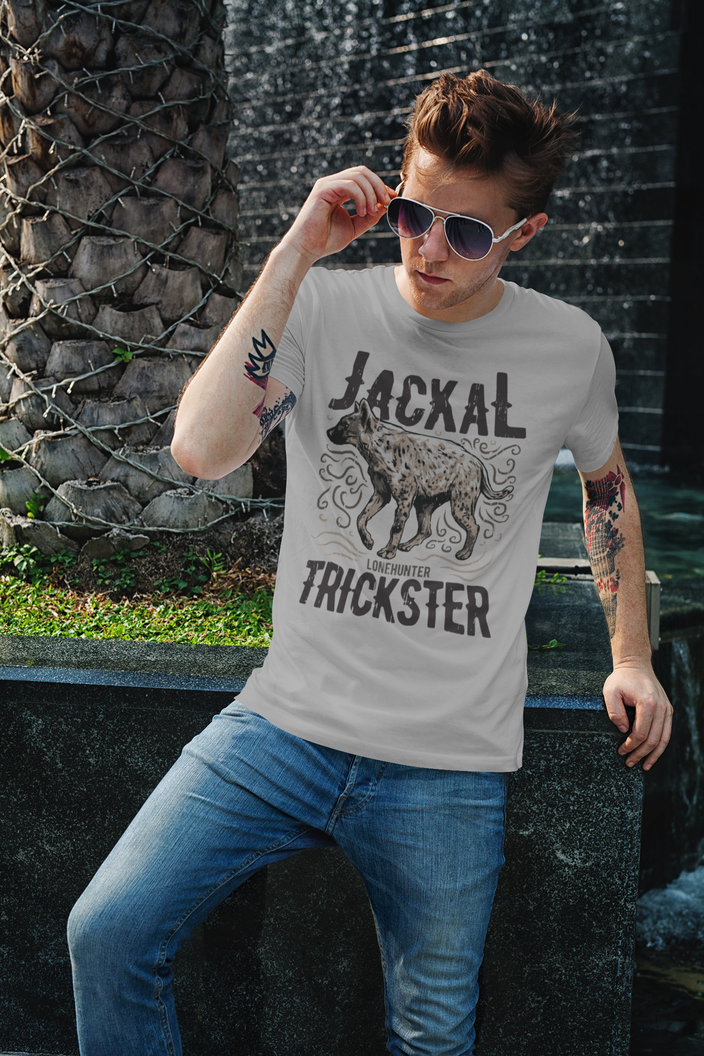 ULTRABASIC Men's Graphic T-Shirt Jackal Trickster - Lonehunter Shirt for Men