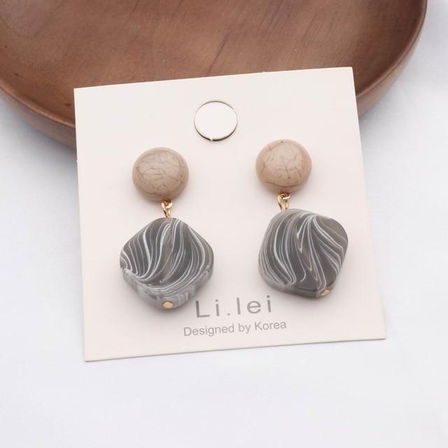 MENGJIQIAO 2019 nouveau irrégulier géométrique rond <span>gris</span> acrylique déclaration longues boucles d'oreilles goutte acide acétique résine boucles d'oreilles pour les femmes