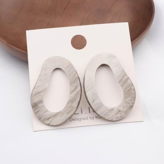 MENGJIQIAO 2019 nouveau irrégulier géométrique rond <span>gris</span> acrylique déclaration longues boucles d'oreilles goutte acide acétique résine boucles d'oreilles pour les femmes