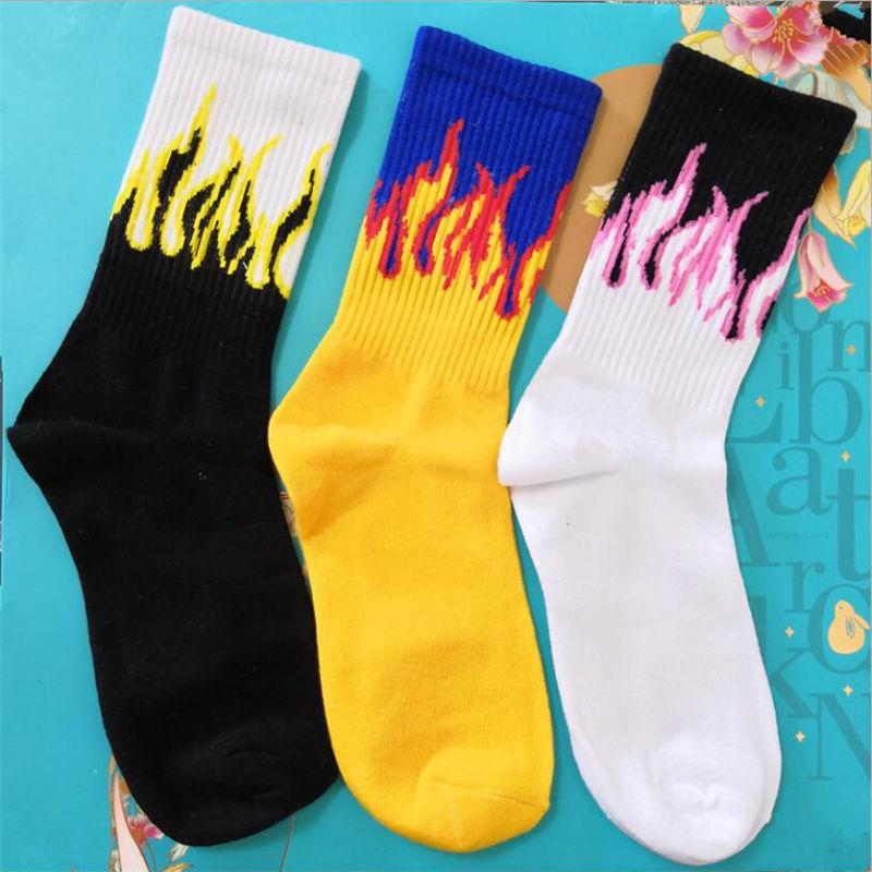 1 pair Men Fashion Hip Hop Hit Color On Fire Crew Socks Red Flame Blaze Power Torch Hot Warmth Street Skateboard Cotton Socks