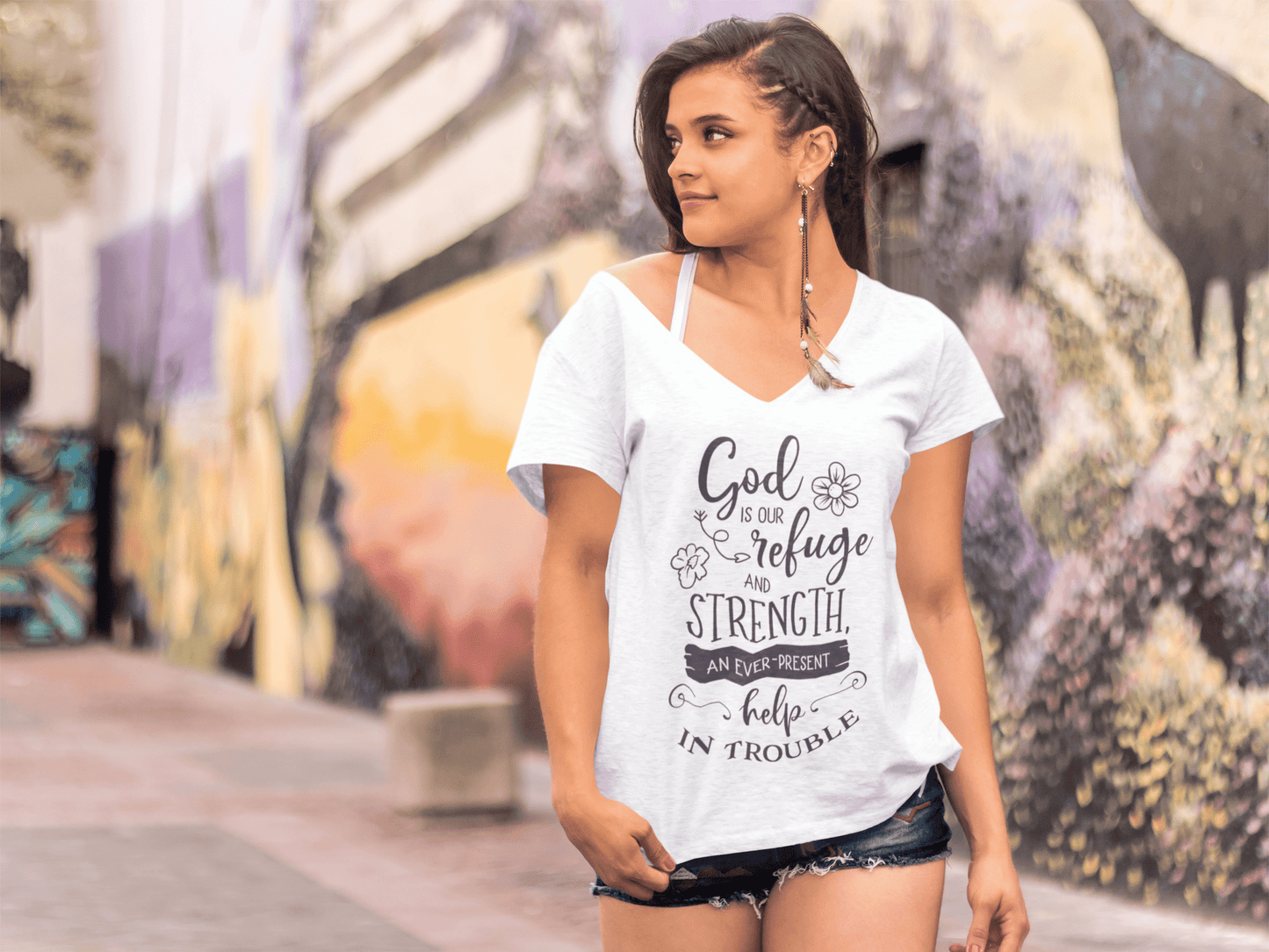 ULTRABASIC Damen T-Shirt God Is Our Refuge – Kurzarm-T-Shirt Tops