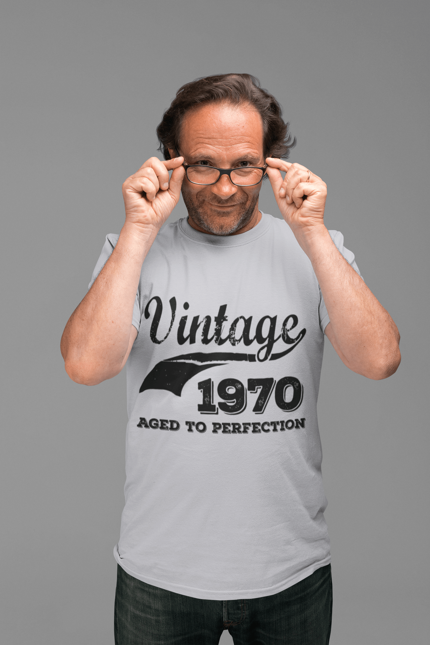 Vintage Aged to Perfection 1970, Grau, Herren-Kurzarm-Rundhals-T-Shirt, Geschenk-T-Shirt 00346